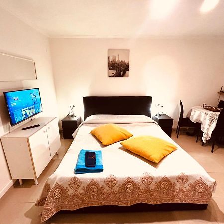 Apartament Monolocale A Mostacciano Rzym Zewnętrze zdjęcie